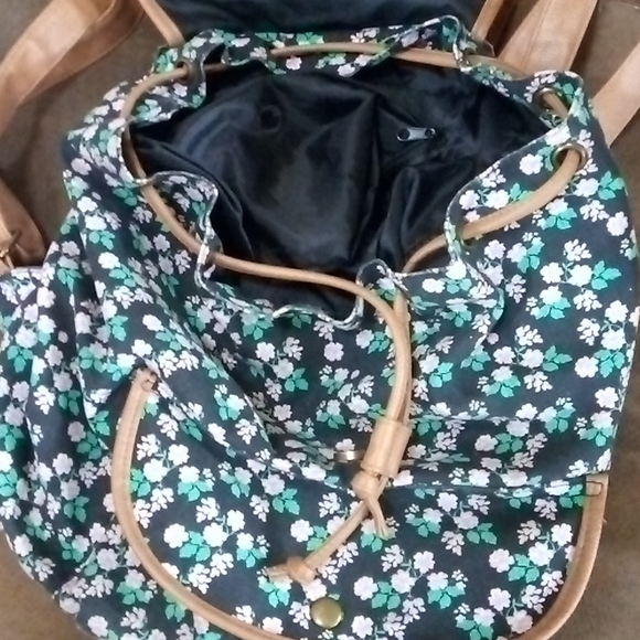 Floral Brooklyn Bound Satchel/Backpack - Picture 3 of 8